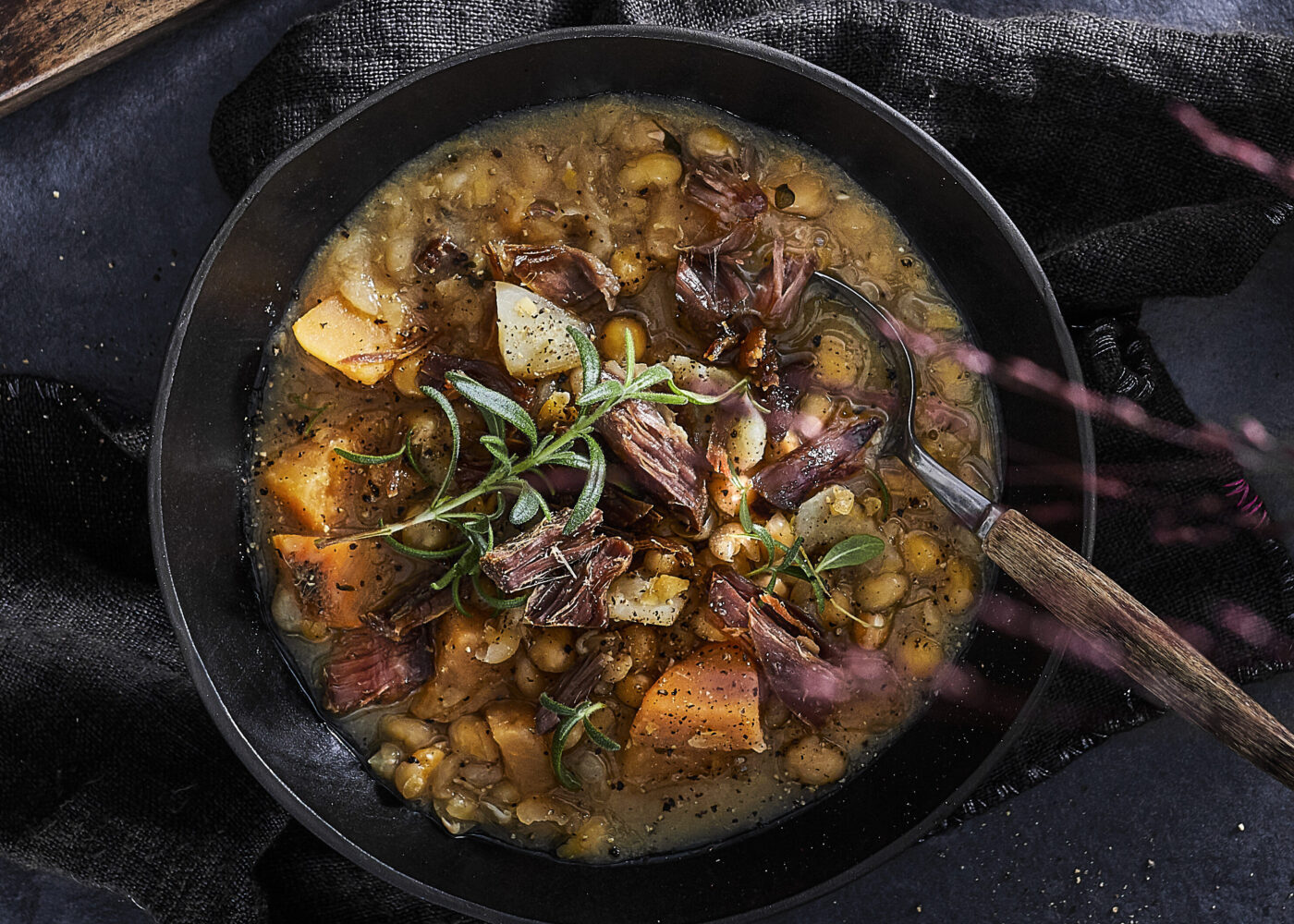 varmende pinnekjøttsuppe