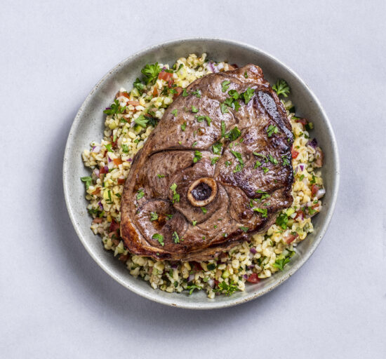 Hverdagslam lammelar i skiver med couscous salat no021611 jpg