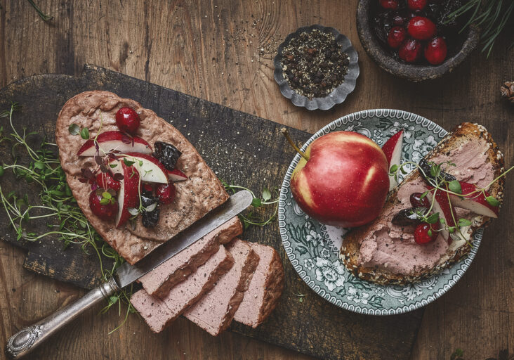 Julepostei med tilbehør