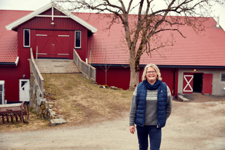 Kari en del av det norske lokalsamfunnet Utenfor Gaarden