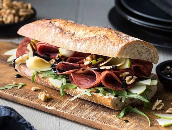 Baguette med salami